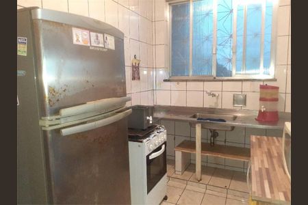 Apartamento à venda com 68m², 2 quartos e 1 vaga