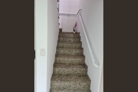 Casa à venda com 120m², 6 quartos e 2 vagas