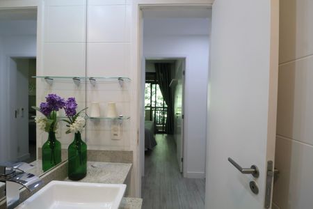 Apartamento para alugar com 85m², 2 quartos e 2 vagasBanheiro Social