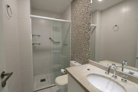 Apartamento para alugar com 85m², 2 quartos e 2 vagasBanheiro Suíte