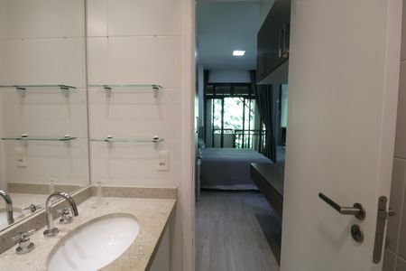 Apartamento para alugar com 85m², 2 quartos e 2 vagasBanheiro Suíte