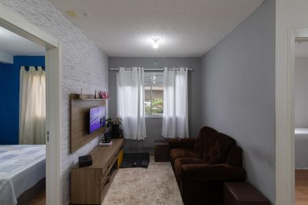 Casa de condomínio à venda com 37m², 2 quartos e sem vaga Casa de condomínio à venda com 37m², 2 quartos e sem vagaSala e Cozinha