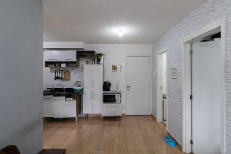 Casa de condomínio à venda com 37m², 2 quartos e sem vaga Casa de condomínio à venda com 37m², 2 quartos e sem vagaSala e Cozinha