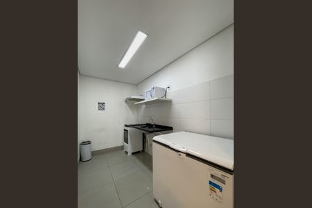 Casa de condomínio à venda com 37m², 2 quartos e sem vaga Casa de condomínio à venda com 37m², 2 quartos e sem vagaÁrea Comum - Cozinha Salão de Festas