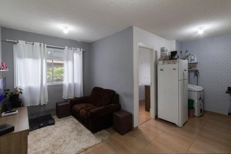 Casa de condomínio à venda com 37m², 2 quartos e sem vaga Casa de condomínio à venda com 37m², 2 quartos e sem vagaSala e Cozinha