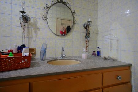 Apartamento à venda com 185m², 4 quartos e 2 vagasBanheiro da Suíte