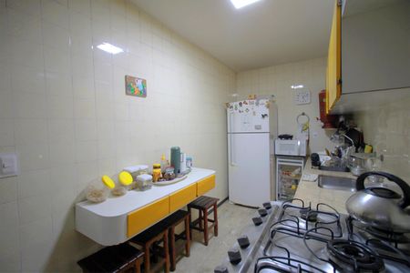 Apartamento à venda com 185m², 4 quartos e 2 vagasCozinha