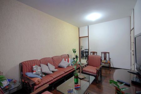 Apartamento à venda com 185m², 4 quartos e 2 vagasSala