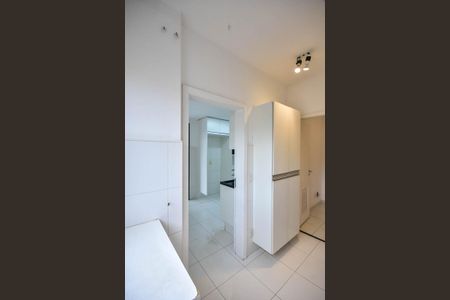 Apartamento à venda com 206m², 3 quartos e 4 vagas Apartamento à venda com 206m², 3 quartos e 4 vagasÁrea de Serviço