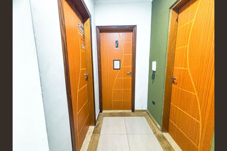 Casa à venda com 98m², 2 quartos e 1 vaga