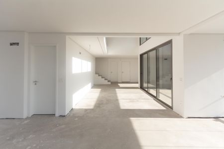 Apartamento à venda com 239m², 4 quartos e 4 vagasSala
