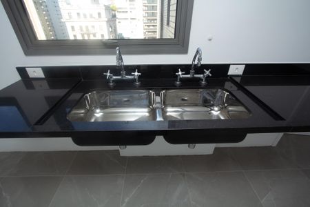 Apartamento à venda com 239m², 4 quartos e 4 vagasCozinha