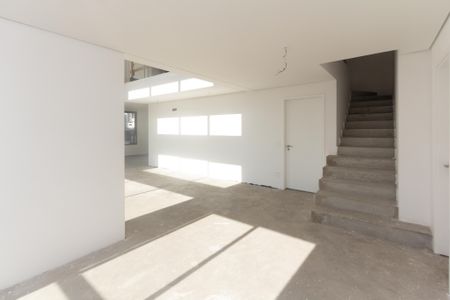 Apartamento à venda com 239m², 4 quartos e 4 vagasSala