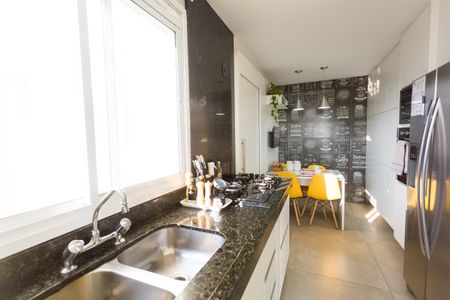 Apartamento à venda com 142m², 3 quartos e 2 vagasCozinha