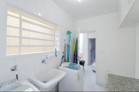 Casa à venda com 380m², 3 quartos e 3 vagasÁrea de Serviço