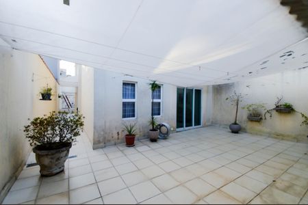 Casa à venda com 380m², 3 quartos e 3 vagasQuintal