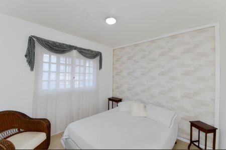 Casa à venda com 380m², 3 quartos e 3 vagasSuíte 2