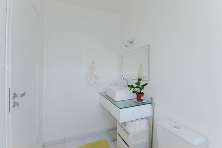 Casa à venda com 380m², 3 quartos e 3 vagasBanheiro da Suíte 3