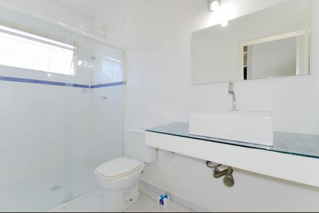 Casa à venda com 380m², 3 quartos e 3 vagasBanheiro da Suíte