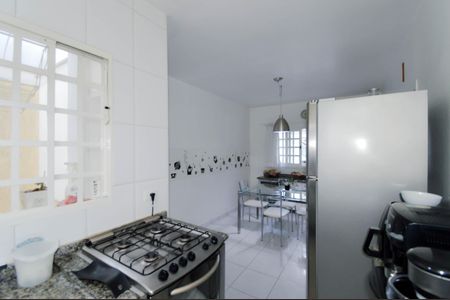 Casa à venda com 380m², 3 quartos e 3 vagasCozinha