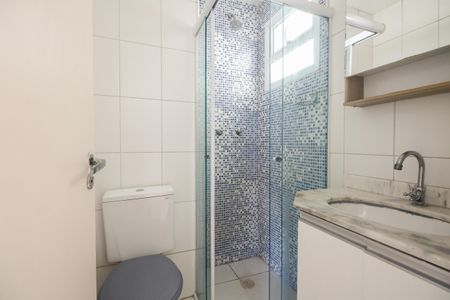 Apartamento à venda com 68m², 3 quartos e 1 vaga Apartamento à venda com 68m², 3 quartos e 1 vagaBanheiro Social