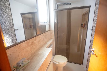 Apartamento à venda com 171m², 3 quartos e 2 vagasBanheiro