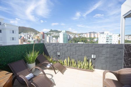 Apartamento à venda com 171m², 3 quartos e 2 vagasCobertura
