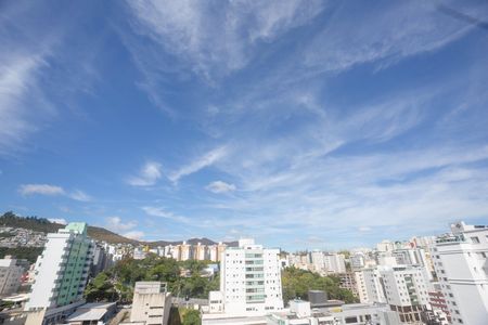 Apartamento à venda com 171m², 3 quartos e 2 vagasCobertura