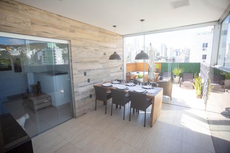 Apartamento à venda com 171m², 3 quartos e 2 vagasCobertura