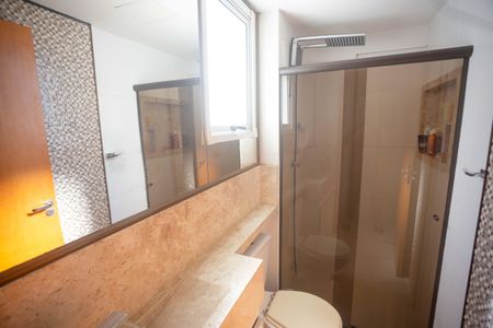 Apartamento à venda com 171m², 3 quartos e 2 vagasBanheiro