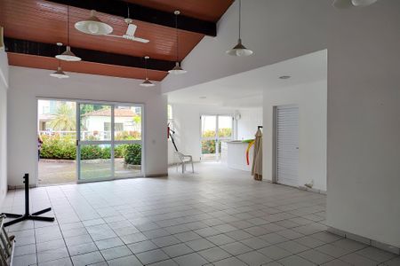 Apartamento à venda com 90m², 2 quartos e 2 vagasÁrea comum - Salão de festas