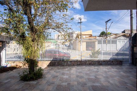 Casa para alugar com 210m², 4 quartos e 2 vagasQuintal