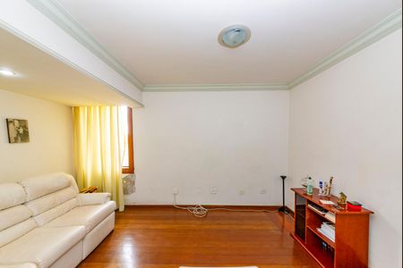 Casa para alugar com 760m², 4 quartos e 8 vagas Casa para alugar com 760m², 4 quartos e 8 vagasSala 3