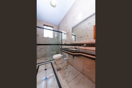 Casa para alugar com 760m², 4 quartos e 8 vagas Casa para alugar com 760m², 4 quartos e 8 vagasBanheiro Social