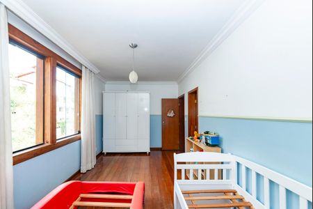 Casa para alugar com 760m², 4 quartos e 8 vagas Casa para alugar com 760m², 4 quartos e 8 vagasSuíte 2