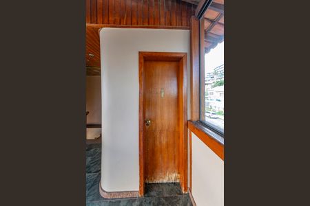 Casa para alugar com 760m², 4 quartos e 8 vagas Casa para alugar com 760m², 4 quartos e 8 vagasLavabo do Espaço de Festas 2