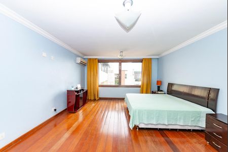 Casa para alugar com 760m², 4 quartos e 8 vagas Casa para alugar com 760m², 4 quartos e 8 vagasSuíte 1