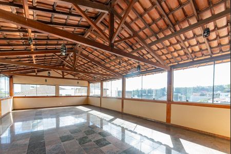 Casa para alugar com 760m², 4 quartos e 8 vagas Casa para alugar com 760m², 4 quartos e 8 vagasEspaço de Festas