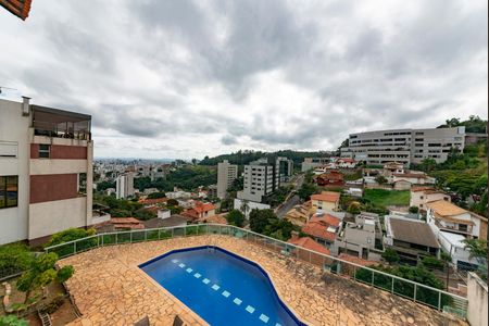 Casa para alugar com 760m², 4 quartos e 8 vagas Casa para alugar com 760m², 4 quartos e 8 vagasVista da Sala 2