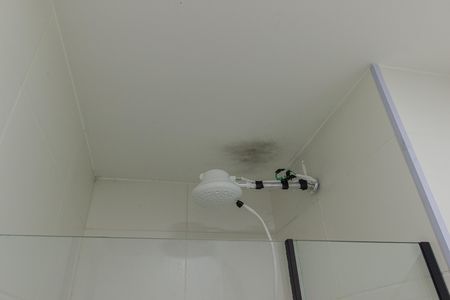 Apartamento à venda com 32m², 2 quartos e sem vaga Apartamento à venda com 32m², 2 quartos e sem vagaBanheiro