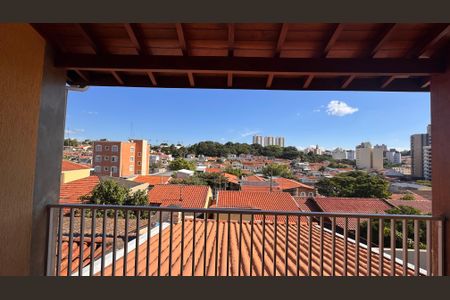 Casa à venda com 320m², 5 quartos e 3 vagas Casa à venda com 320m², 5 quartos e 3 vagasVaranda do Quarto 4