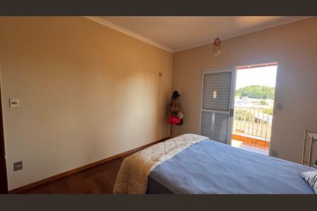 Casa à venda com 320m², 5 quartos e 3 vagas Casa à venda com 320m², 5 quartos e 3 vagasQuarto 3