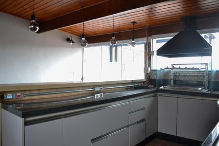 Apartamento à venda com 148m², 3 quartos e 2 vagas Apartamento à venda com 148m², 3 quartos e 2 vagasCobertura