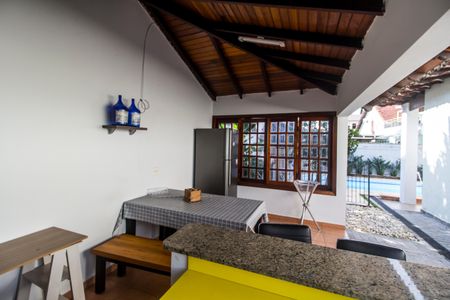 Apartamento à venda com 390m², 4 quartos e 6 vagasÁrea gourmet