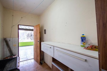 Casa à venda com 140m², 3 quartos e 2 vagasÁrea de serviço