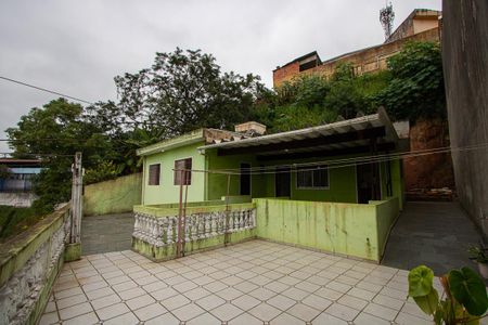 Casa à venda com 140m², 3 quartos e 2 vagasÁrea externa