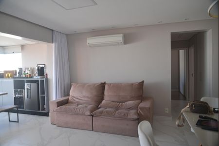 Apartamento à venda com 103m², 3 quartos e 2 vagasSala