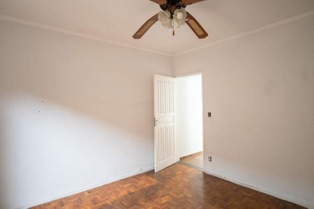 Casa à venda com 210m², 1 quarto e 2 vagasQuarto 1