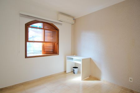 Casa à venda com 150m², 3 quartos e 2 vagasQuarto 2