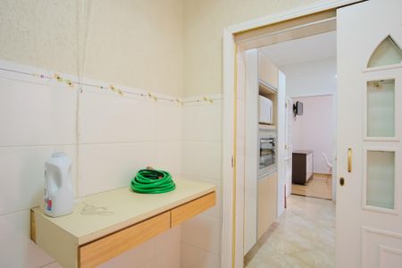 Casa à venda com 150m², 3 quartos e 2 vagasÁrea de Serviço